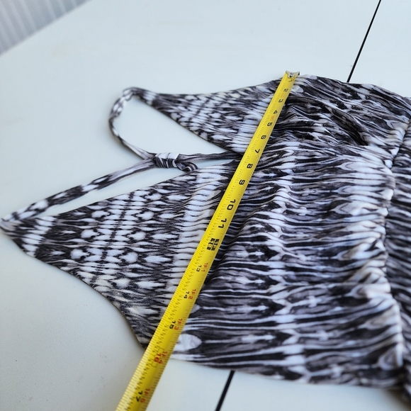 Cynthia Rowley Stretch Aztec Woman's Gray White Knit Casual Sheath Dress S - Picture 2 of 14